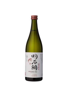 Akashi Tai Japanese Sake Junmai 0.72L