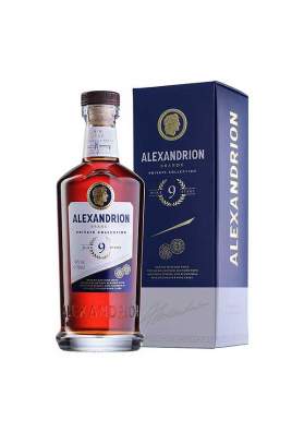 Alexandrion 9* Giftbox 0.7L